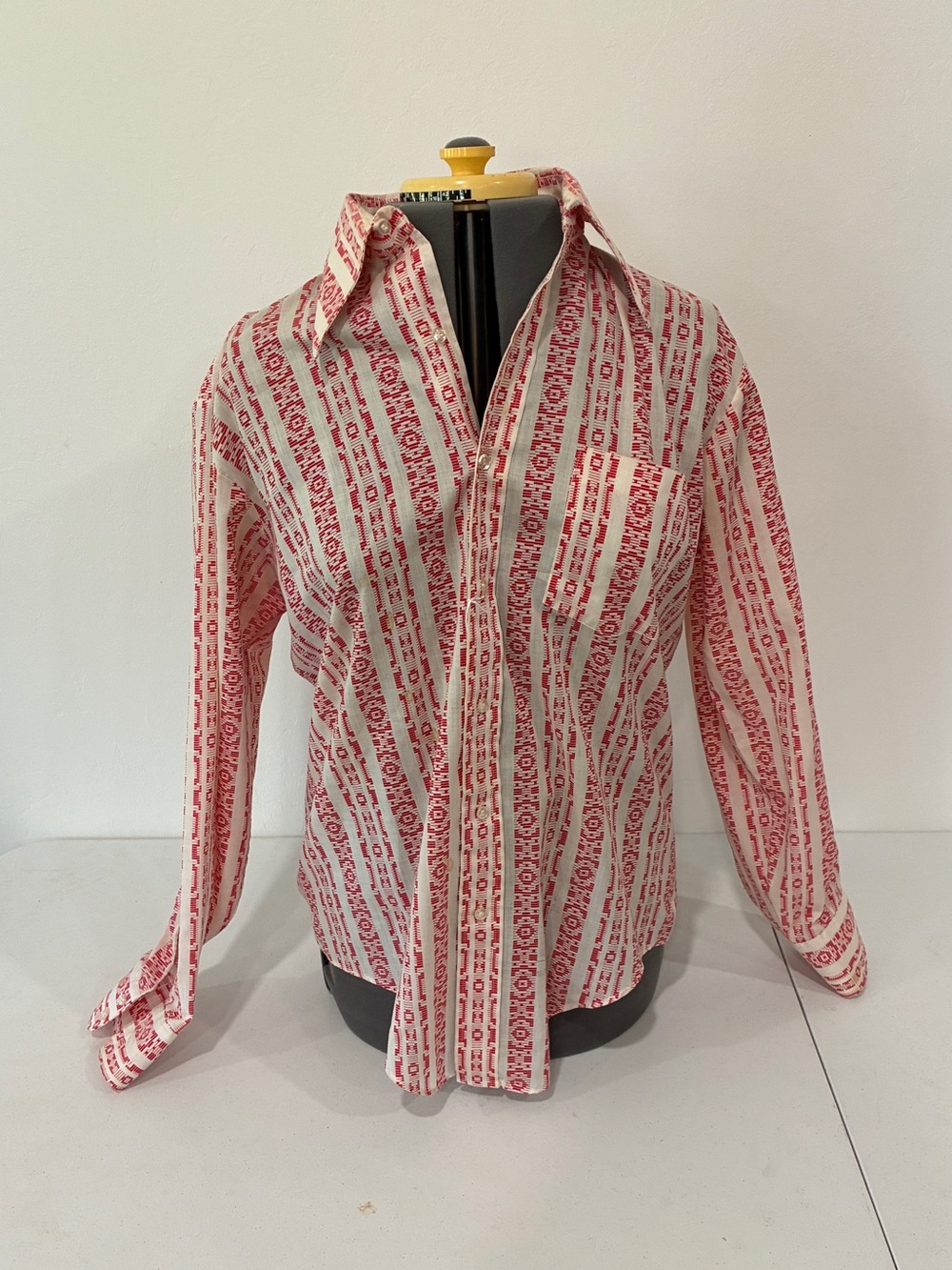 Vintage 70s Golden Vee Endura-Press Geometric Pattern Button Up Shirt Men’s